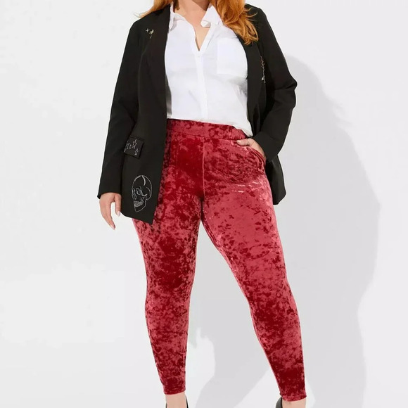 Torrid Rhubarb Red Full Length Crushed Velvet Pocket Legging in Size 2 / 18-20 - Picture 1 of 12